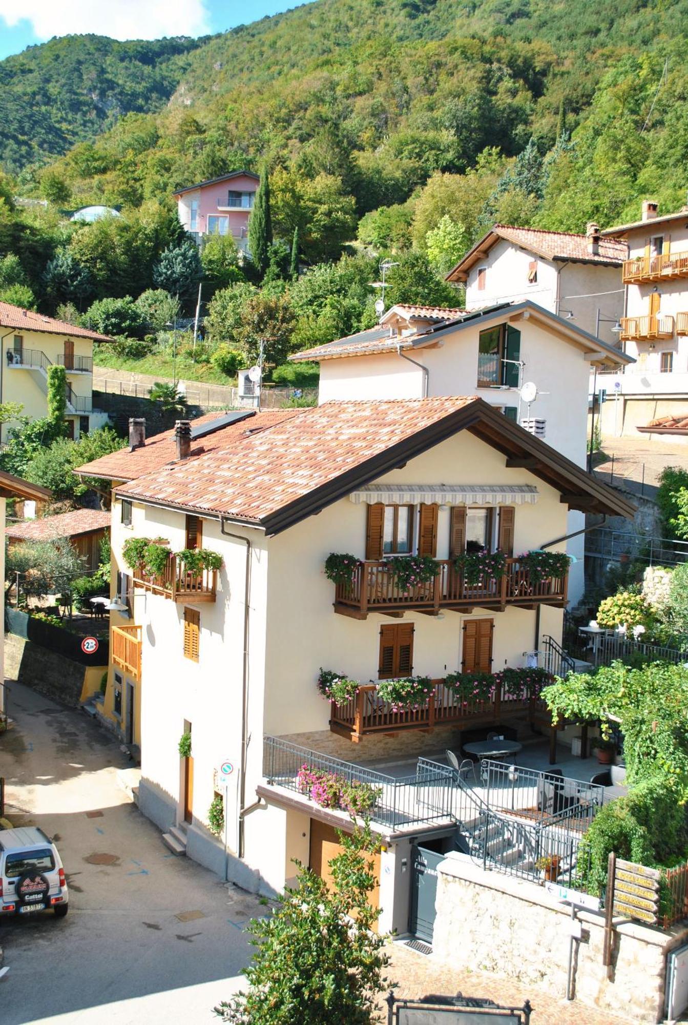 Alla Campanella Riva del Garda Esterno foto