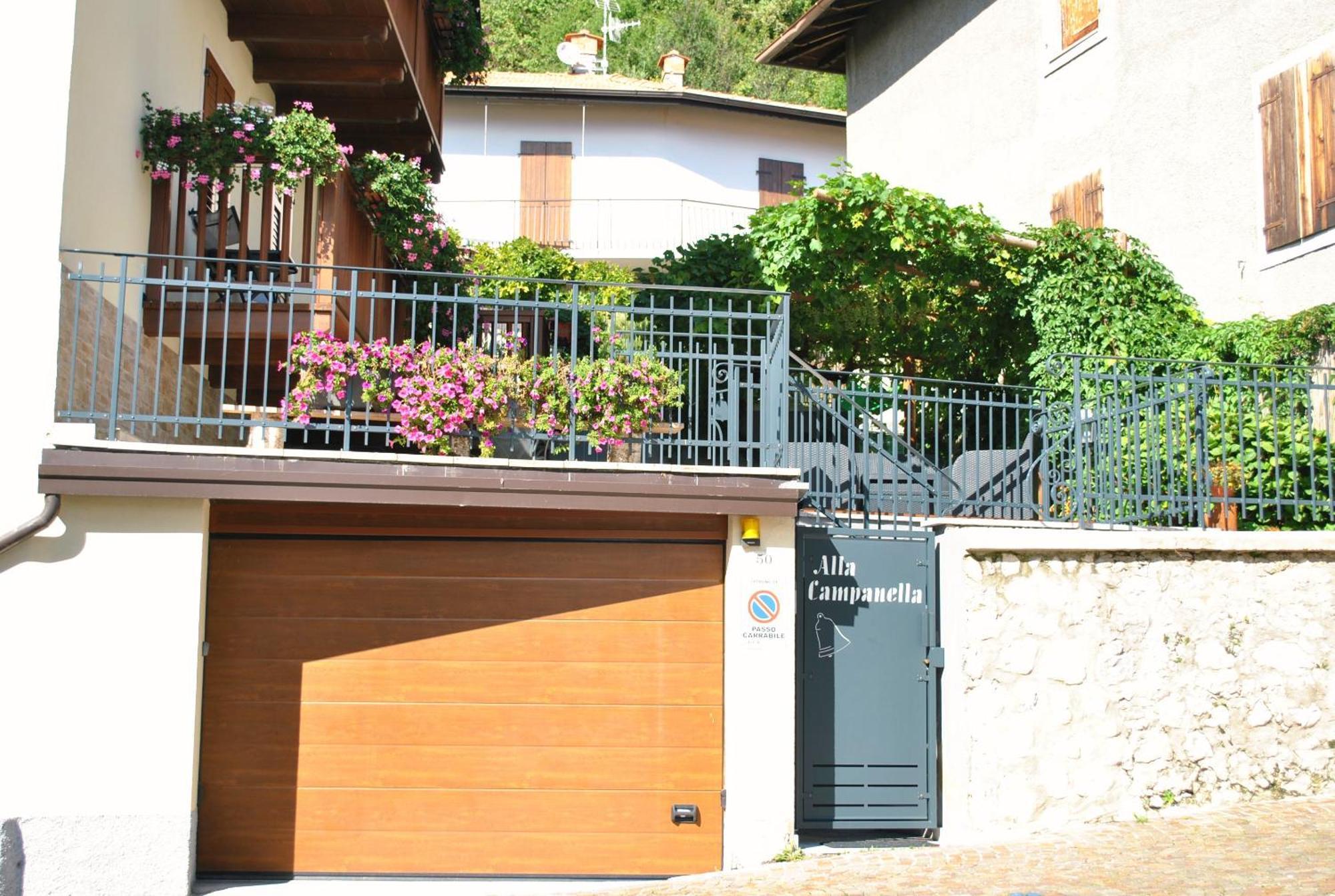 Alla Campanella Riva del Garda Esterno foto