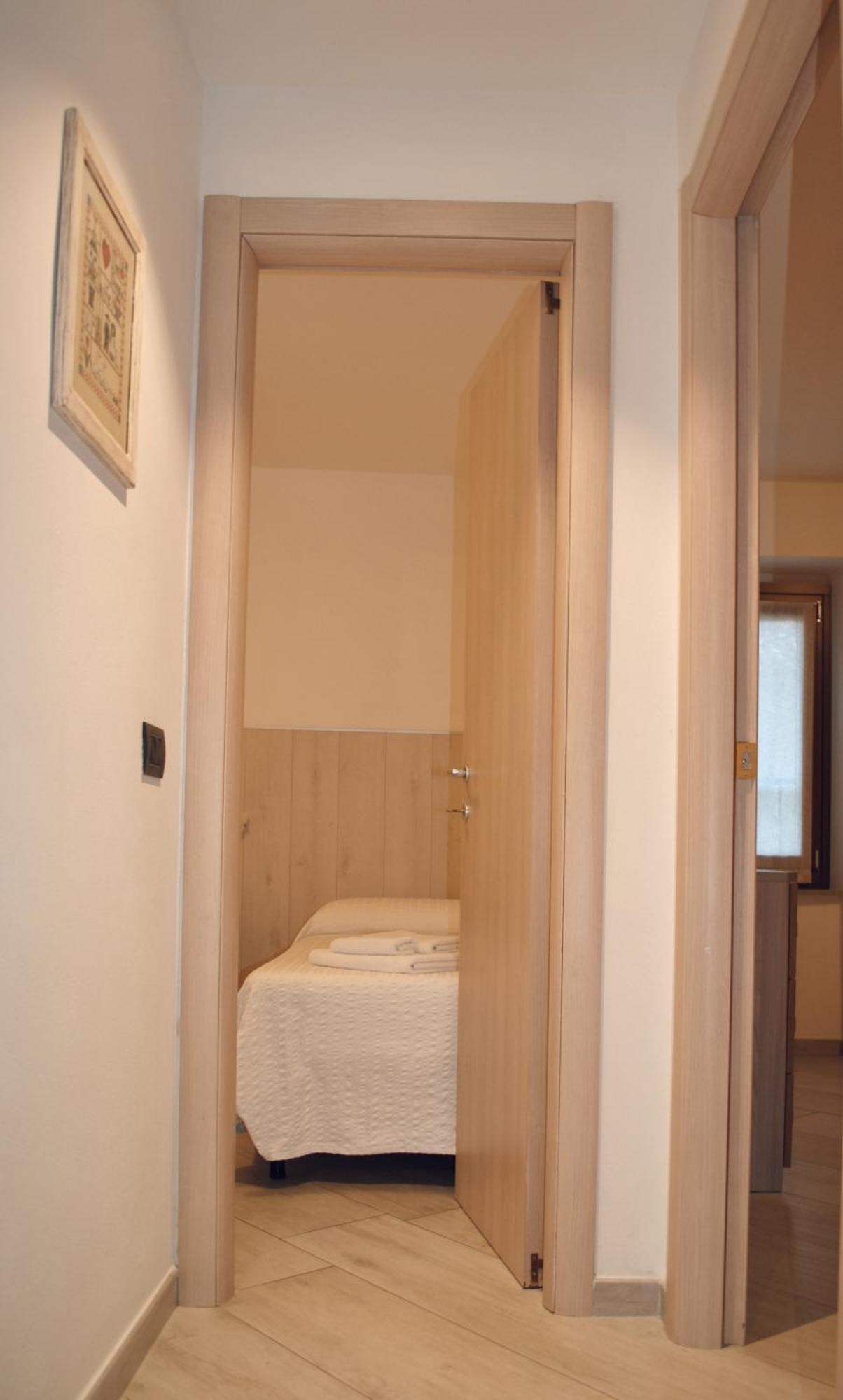 Alla Campanella Riva del Garda Esterno foto